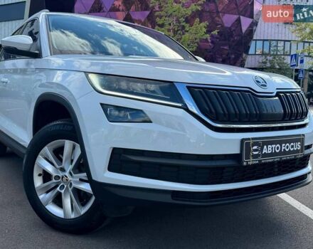 Белый Шкода Kodiaq, объемом двигателя 1.98 л и пробегом 72 тыс. км за 31990 $, фото 1 на Automoto.ua