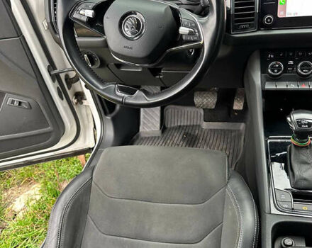 Белый Шкода Kodiaq, объемом двигателя 1.9 л и пробегом 78 тыс. км за 30900 $, фото 10 на Automoto.ua