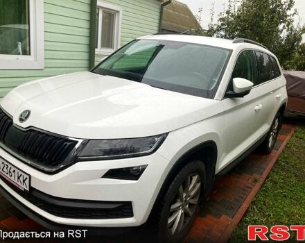 Белый Шкода Kodiaq, объемом двигателя 2 л и пробегом 140 тыс. км за 27500 $, фото 5 на Automoto.ua