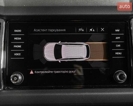Белый Шкода Kodiaq, объемом двигателя 1.97 л и пробегом 202 тыс. км за 29900 $, фото 21 на Automoto.ua