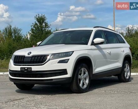 Шкода Kodiaq 2020 в Ужгороде на Automoto.ua Белый Шкода Kodiaq, объемом двигателя 1.97 л и пробегом 267 тыс. км за 26800 $, фото 2 на Automoto.ua