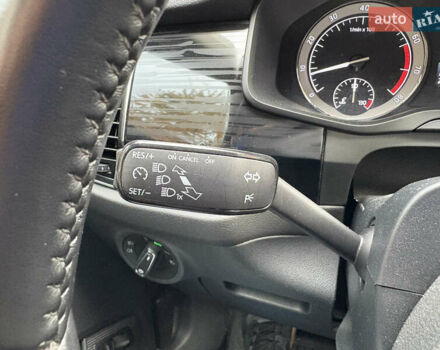 Белый Шкода Kodiaq, объемом двигателя 1.98 л и пробегом 232 тыс. км за 23000 $, фото 12 на Automoto.ua