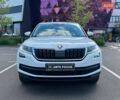 Шкода Kodiaq 2020 у Києві на Automoto.ua Білий Шкода Kodiaq, об'ємом двигуна 1.98 л та пробігом 72 тис. км за 28990 $, фото 2 на Automoto.ua