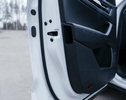 Білий Шкода Kodiaq, об'ємом двигуна 1.98 л та пробігом 100 тис. км за 34000 $, фото 21 на Automoto.ua