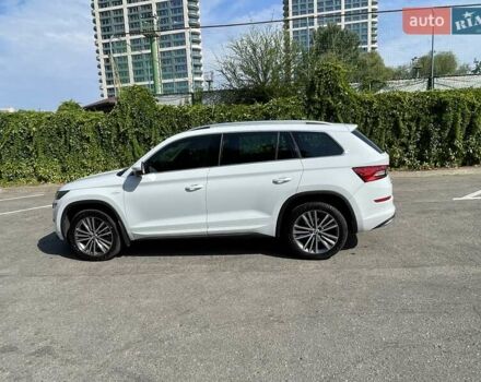 Білий Шкода Kodiaq, об'ємом двигуна 1.98 л та пробігом 106 тис. км за 34999 $, фото 10 на Automoto.ua