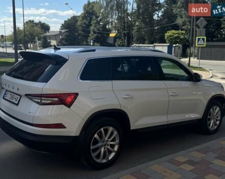 Белый Шкода Kodiaq, объемом двигателя 1.97 л и пробегом 159 тыс. км за 32500 $, фото 5 на Automoto.ua