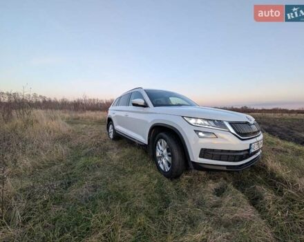 Белый Шкода Kodiaq, объемом двигателя 1.98 л и пробегом 100 тыс. км за 34000 $, фото 27 на Automoto.ua
