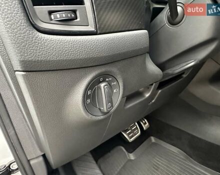 Белый Шкода Kodiaq, объемом двигателя 1.98 л и пробегом 70 тыс. км за 33900 $, фото 45 на Automoto.ua