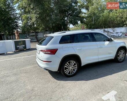Белый Шкода Kodiaq, объемом двигателя 1.98 л и пробегом 106 тыс. км за 33500 $, фото 5 на Automoto.ua