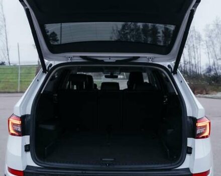 Білий Шкода Kodiaq, об'ємом двигуна 1.98 л та пробігом 100 тис. км за 34000 $, фото 30 на Automoto.ua