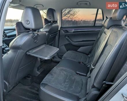 Белый Шкода Kodiaq, объемом двигателя 1.98 л и пробегом 100 тыс. км за 34000 $, фото 13 на Automoto.ua