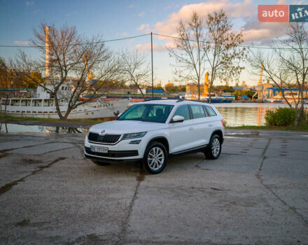 Шкода Kodiaq 2021 у Миколаєві на Automoto.ua Білий Шкода Kodiaq, об'ємом двигуна 1.97 л та пробігом 174 тис. км за 31600 $, фото 1 на Automoto.ua