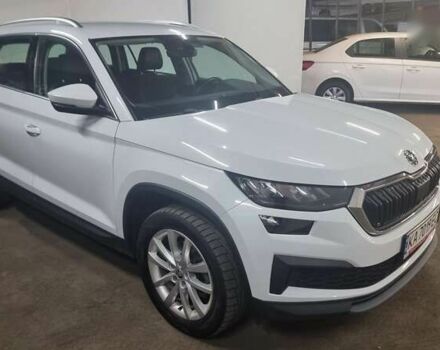 Білий Шкода Kodiaq, об'ємом двигуна 2 л та пробігом 97 тис. км за 32800 $, фото 5 на Automoto.ua