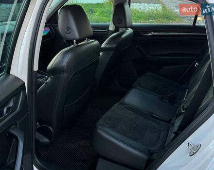 Шкода Kodiaq 2021 у Миколаєві на Automoto.ua Білий Шкода Kodiaq, об'ємом двигуна 1.97 л та пробігом 174 тис. км за 31600 $, фото 8 на Automoto.ua