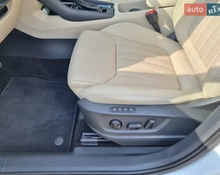 Белый Шкода Kodiaq, объемом двигателя 1.97 л и пробегом 185 тыс. км за 37500 $, фото 16 на Automoto.ua