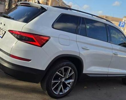 Белый Шкода Kodiaq, объемом двигателя 2 л и пробегом 200 тыс. км за 32000 $, фото 6 на Automoto.ua
