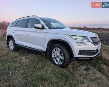 Белый Шкода Kodiaq, объемом двигателя 1.98 л и пробегом 100 тыс. км за 34000 $, фото 26 на Automoto.ua
