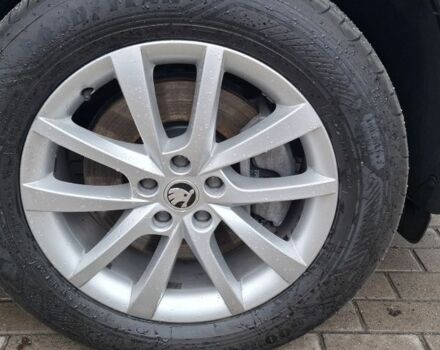 Білий Шкода Kodiaq, об'ємом двигуна 2 л та пробігом 242 тис. км за 22000 $, фото 19 на Automoto.ua