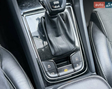 Білий Шкода Kodiaq, об'ємом двигуна 1.98 л та пробігом 197 тис. км за 22999 $, фото 52 на Automoto.ua