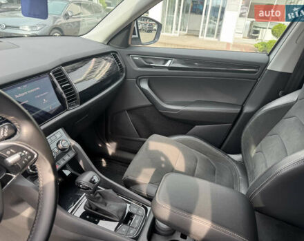 Белый Шкода Kodiaq, объемом двигателя 1.97 л и пробегом 26 тыс. км за 37900 $, фото 12 на Automoto.ua