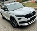Белый Шкода Kodiaq, объемом двигателя 1.98 л и пробегом 70 тыс. км за 33900 $, фото 70 на Automoto.ua