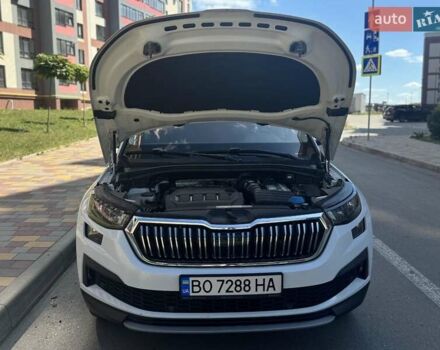 Белый Шкода Kodiaq, объемом двигателя 1.97 л и пробегом 159 тыс. км за 32500 $, фото 4 на Automoto.ua