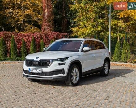Белый Шкода Kodiaq, объемом двигателя 1.97 л и пробегом 80 тыс. км за 37500 $, фото 11 на Automoto.ua