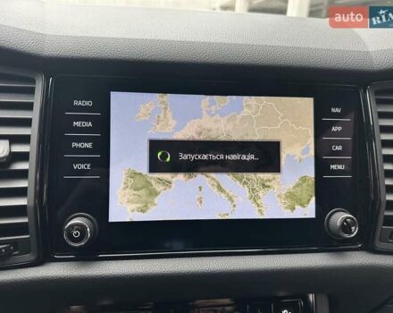 Білий Шкода Kodiaq, об'ємом двигуна 1.98 л та пробігом 70 тис. км за 33700 $, фото 56 на Automoto.ua