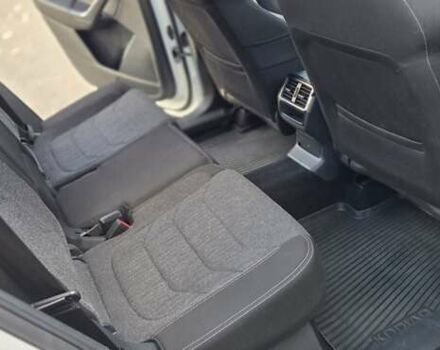 Белый Шкода Kodiaq, объемом двигателя 2 л и пробегом 200 тыс. км за 32000 $, фото 48 на Automoto.ua