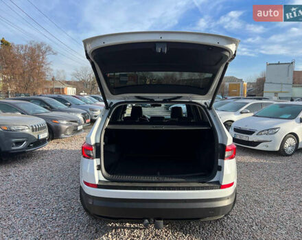 Білий Шкода Kodiaq, об'ємом двигуна 2 л та пробігом 242 тис. км за 23500 $, фото 22 на Automoto.ua