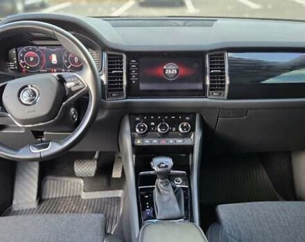 Белый Шкода Kodiaq, объемом двигателя 2 л и пробегом 200 тыс. км за 32000 $, фото 39 на Automoto.ua