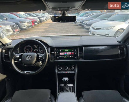 Білий Шкода Kodiaq, об'ємом двигуна 2 л та пробігом 242 тис. км за 23500 $, фото 9 на Automoto.ua