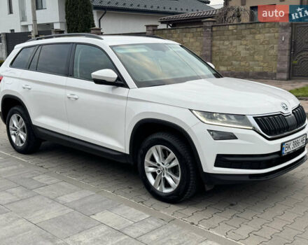 Білий Шкода Kodiaq, об'ємом двигуна 1.98 л та пробігом 192 тис. км за 24900 $, фото 3 на Automoto.ua
