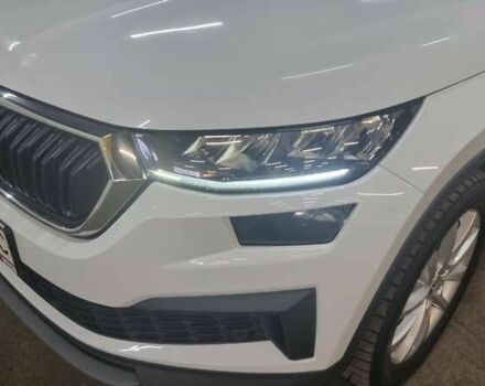 Білий Шкода Kodiaq, об'ємом двигуна 2 л та пробігом 97 тис. км за 32800 $, фото 19 на Automoto.ua