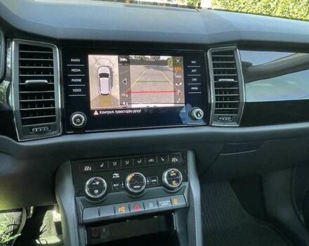 Білий Шкода Kodiaq, об'ємом двигуна 1.98 л та пробігом 106 тис. км за 34999 $, фото 45 на Automoto.ua