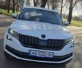 Белый Шкода Kodiaq, объемом двигателя 2 л и пробегом 200 тыс. км за 32000 $, фото 20 на Automoto.ua
