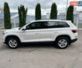 Белый Шкода Kodiaq, объемом двигателя 2 л и пробегом 94 тыс. км за 33900 $, фото 4 на Automoto.ua