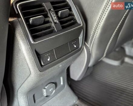Белый Шкода Kodiaq, объемом двигателя 1.97 л и пробегом 80 тыс. км за 37500 $, фото 44 на Automoto.ua