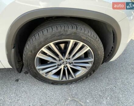 Белый Шкода Kodiaq, объемом двигателя 1.98 л и пробегом 106 тыс. км за 33500 $, фото 31 на Automoto.ua