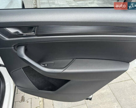 Білий Шкода Kodiaq, об'ємом двигуна 1.98 л та пробігом 192 тис. км за 24900 $, фото 27 на Automoto.ua