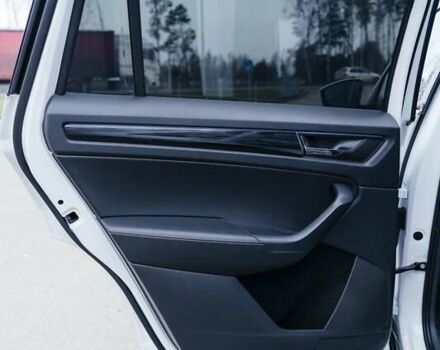 Білий Шкода Kodiaq, об'ємом двигуна 1.98 л та пробігом 100 тис. км за 34000 $, фото 16 на Automoto.ua