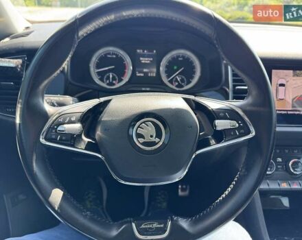 Белый Шкода Kodiaq, объемом двигателя 1.98 л и пробегом 104 тыс. км за 35300 $, фото 47 на Automoto.ua