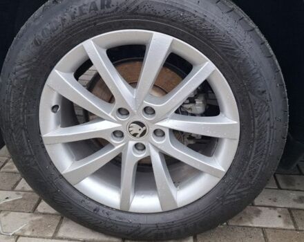 Білий Шкода Kodiaq, об'ємом двигуна 2 л та пробігом 242 тис. км за 22000 $, фото 18 на Automoto.ua