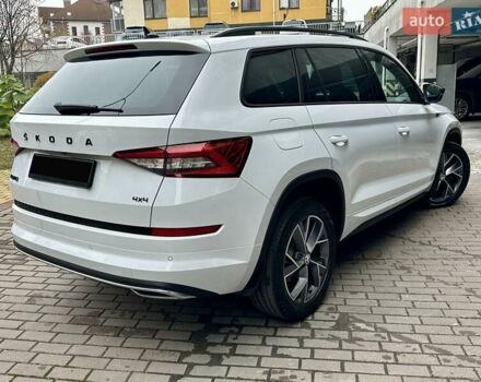 Белый Шкода Kodiaq, объемом двигателя 1.98 л и пробегом 70 тыс. км за 33900 $, фото 5 на Automoto.ua