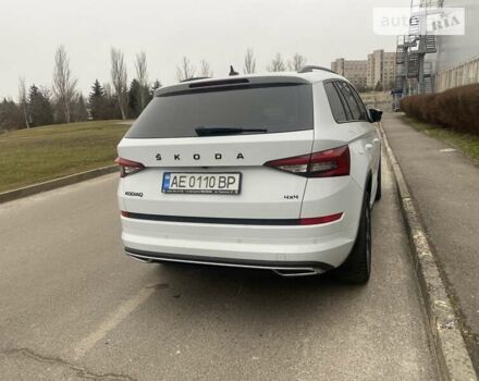 Білий Шкода Kodiaq, об'ємом двигуна 1.98 л та пробігом 66 тис. км за 36600 $, фото 26 на Automoto.ua