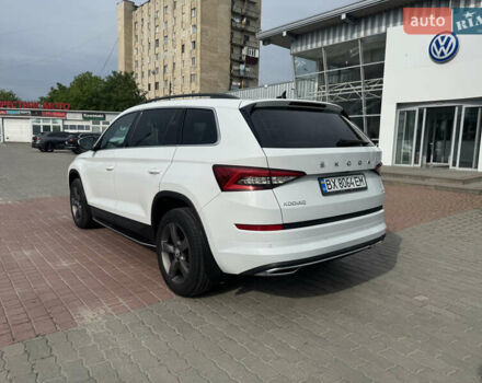 Белый Шкода Kodiaq, объемом двигателя 1.97 л и пробегом 26 тыс. км за 37900 $, фото 6 на Automoto.ua