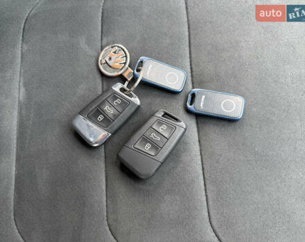 Білий Шкода Kodiaq, об'ємом двигуна 1.98 л та пробігом 197 тис. км за 22999 $, фото 61 на Automoto.ua