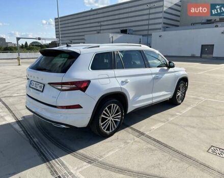 Белый Шкода Kodiaq, объемом двигателя 1.98 л и пробегом 77 тыс. км за 38900 $, фото 3 на Automoto.ua
