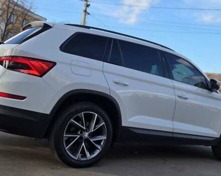Белый Шкода Kodiaq, объемом двигателя 2 л и пробегом 200 тыс. км за 32000 $, фото 16 на Automoto.ua