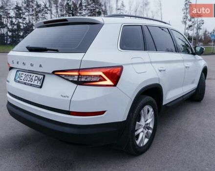 Білий Шкода Kodiaq, об'ємом двигуна 1.98 л та пробігом 100 тис. км за 34000 $, фото 11 на Automoto.ua